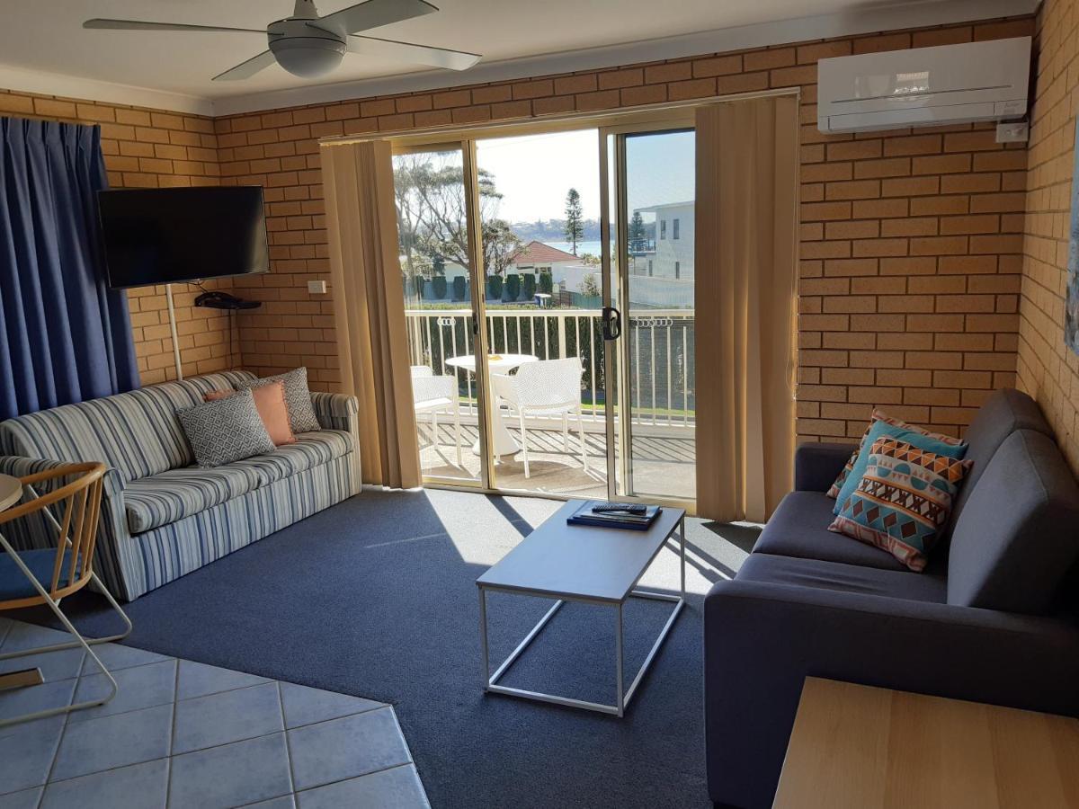 Dolphins Of Mollymook Motel Екстериор снимка