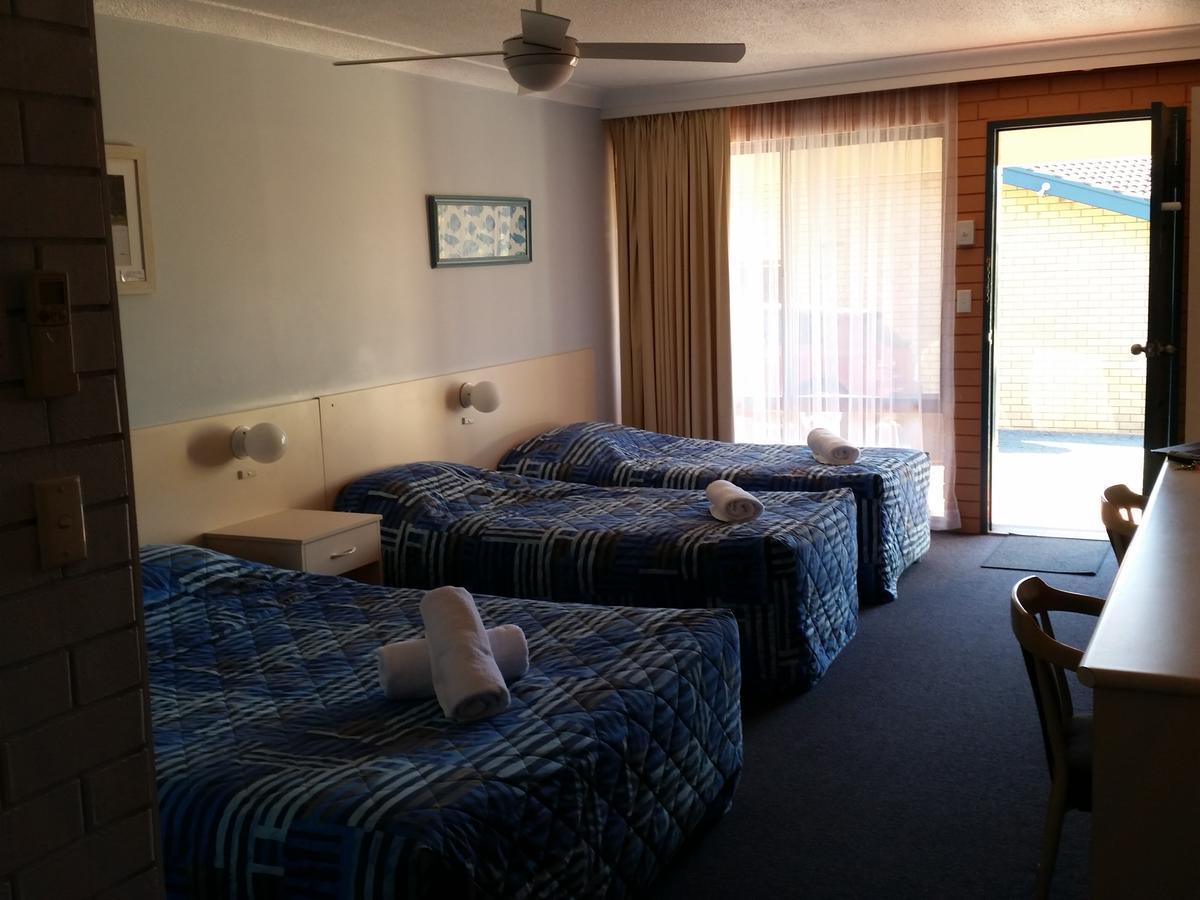 Dolphins Of Mollymook Motel Екстериор снимка