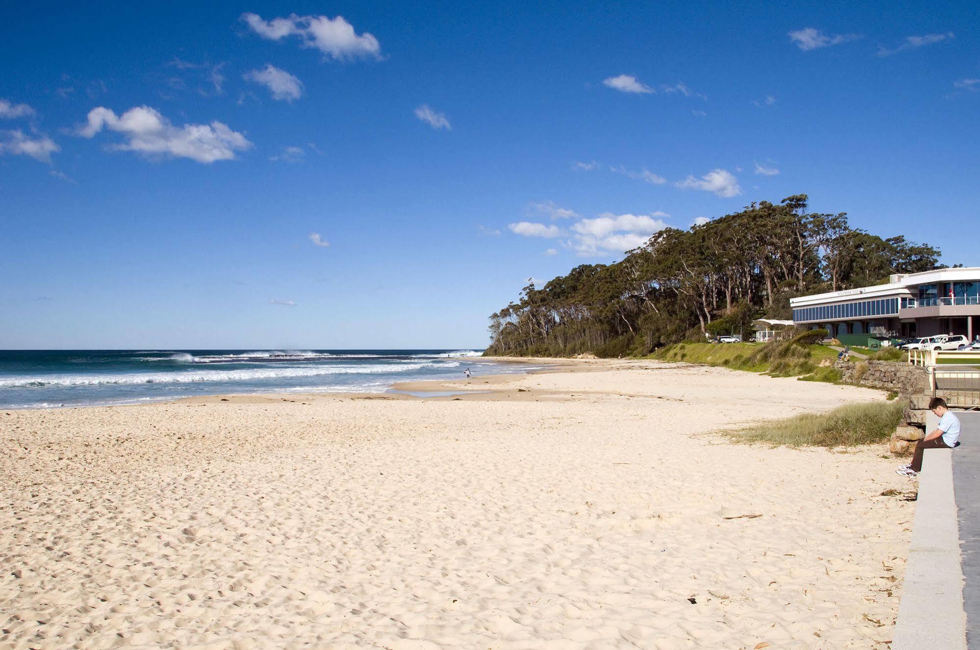 Dolphins Of Mollymook Motel Екстериор снимка